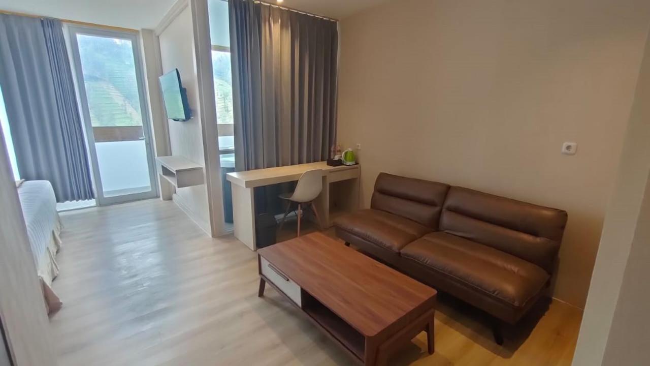 Hotel Lereng Bromo Pasuruan Exterior photo